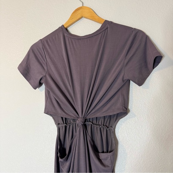 New Heartloom Side Cut Out Short Sleeve, Back Knot, Midi Dress in Galaxy XS - Picture 2 of 16